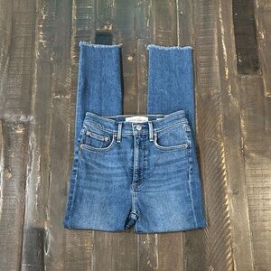 Denim Forum (Aritzia) The Lola High Rise Skinny Crops